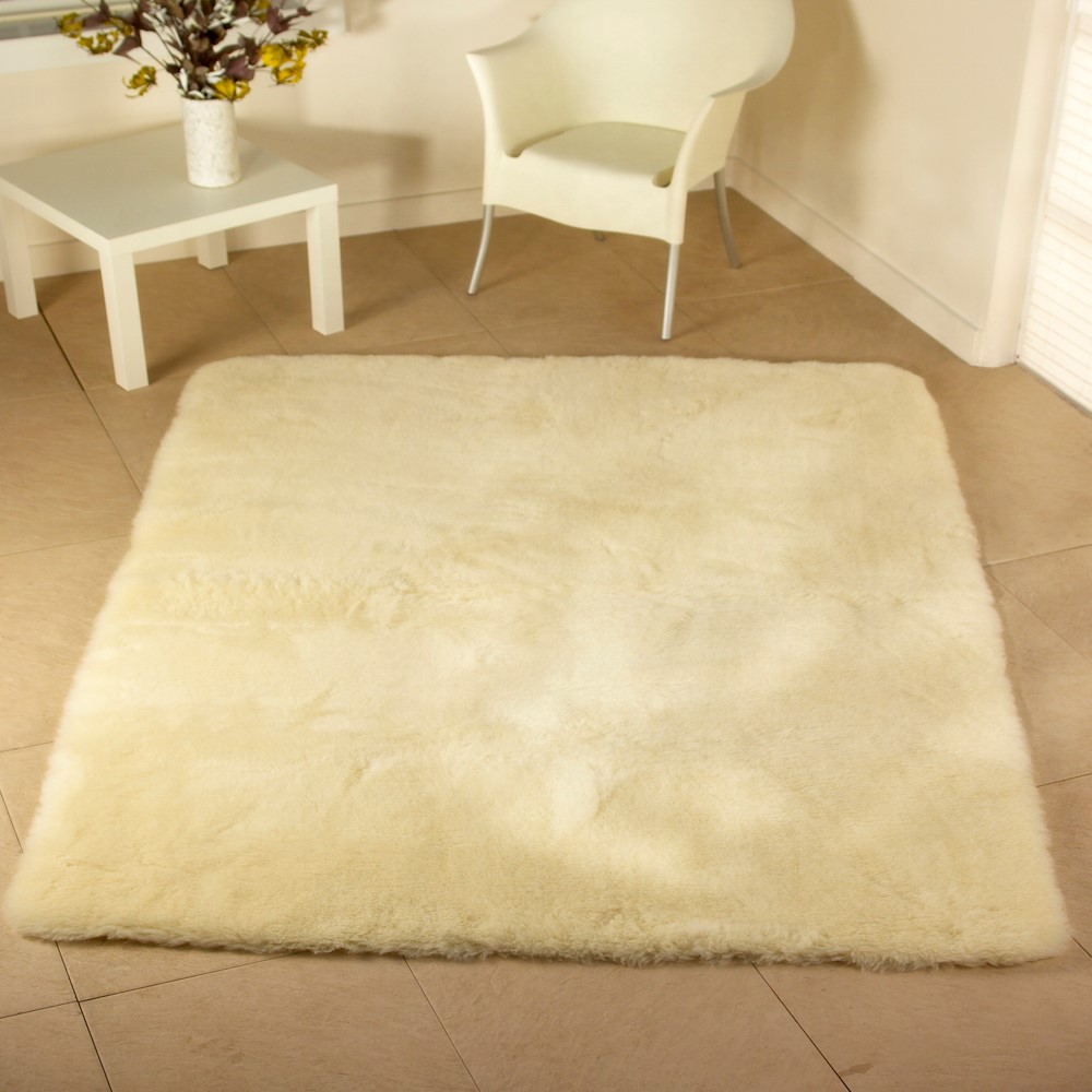 Luxurious Wool Rug's Natural Oblong